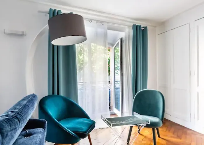 Apartman Superb In The Heart Of