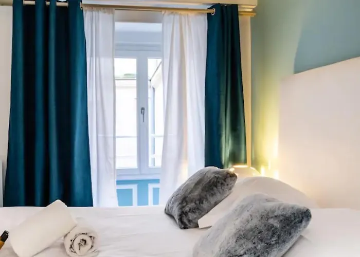 Apartman Superb In The Heart Of *