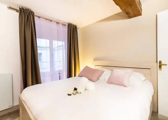 Superb In The Heart Of Apartment *